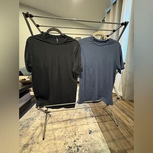 Classic Black and Blue Men's Short Sleeve Tees